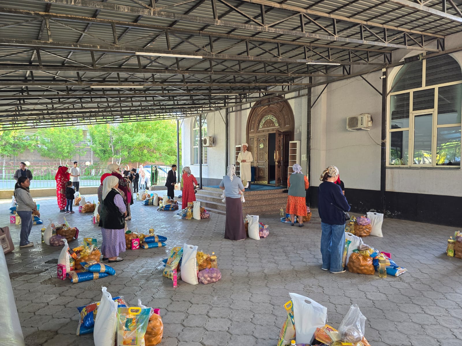 Шымкент: «Тайқазан» қайырымдылық шарасын ұйымдастырды