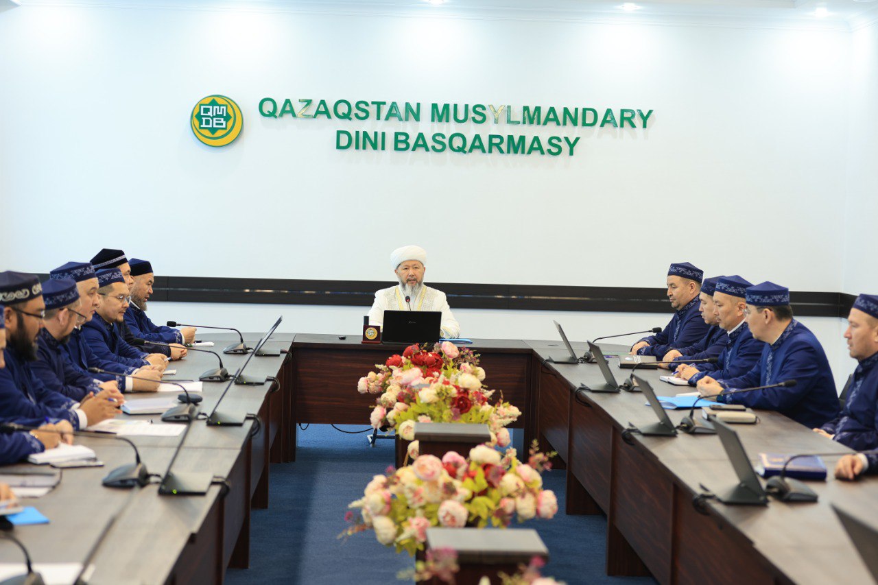 ДІНИ БАСҚАРМАДА КАДРЛЫҚ АУЫС-ТҮЙІСТЕР БОЛДЫ