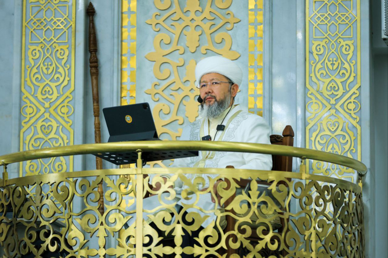 БАС МҮФТИ «ӘЗІРЕТ СҰЛТАН» МЕШІТІНДЕ ЖҰМА УАҒЫЗЫН АЙТТЫ