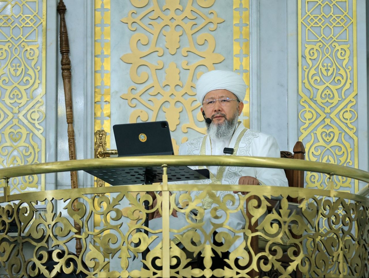 ҚМДБ ТӨРАҒАСЫ ӘЗІРЕТ СҰЛТАН МЕШІТІНДЕ ЖҰМА УАҒЫЗЫН АЙТТЫ