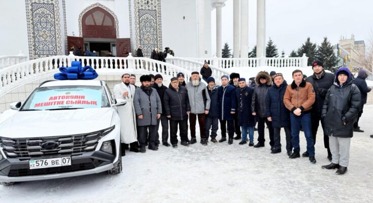 БҚО: Мешітке қызметтік көлік табыс етілді
