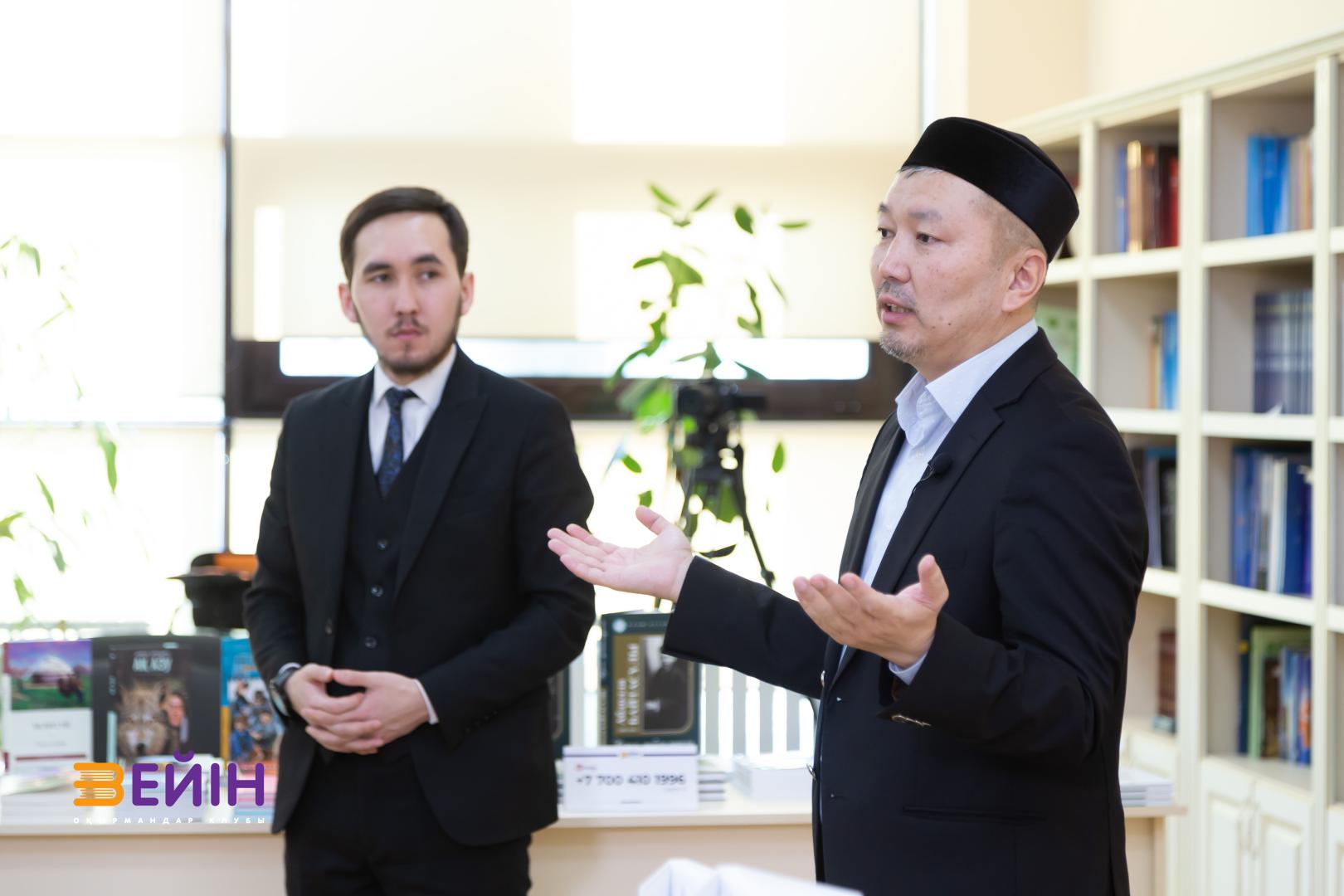 СМАЙЫЛ СЕЙТБЕКОВ «ЗЕЙІН» ОҚЫРМАНДАРЫМЕН КЕЗДЕСТІ (ФОТО+ВИДЕО)