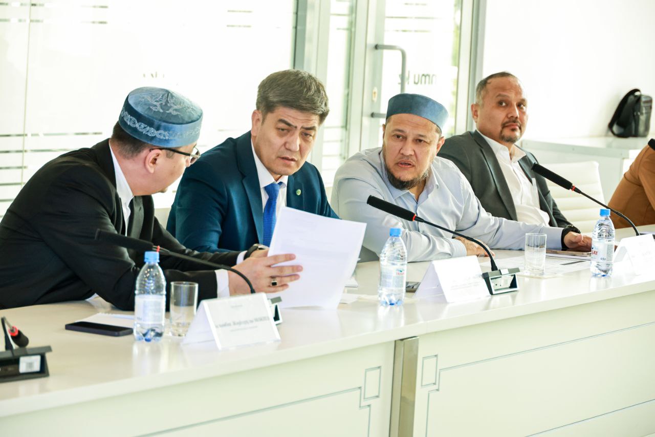ҒҰЛАМАЛАР КЕҢЕСІНДЕ ПӘТУАЛАР ҚАБЫЛДАНДЫ
