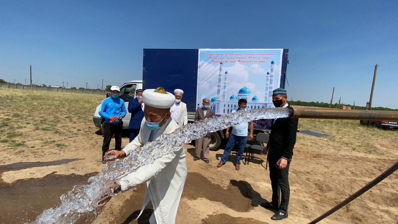 ДУМК-30: В ЖАНААРКИНСКОМ РАЙОНЕ ПОСТРОЕНА НОВАЯ СКВАЖИНА (ФОТО)